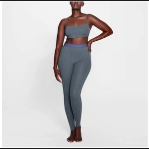 Skims logo Pointelle Legging, black